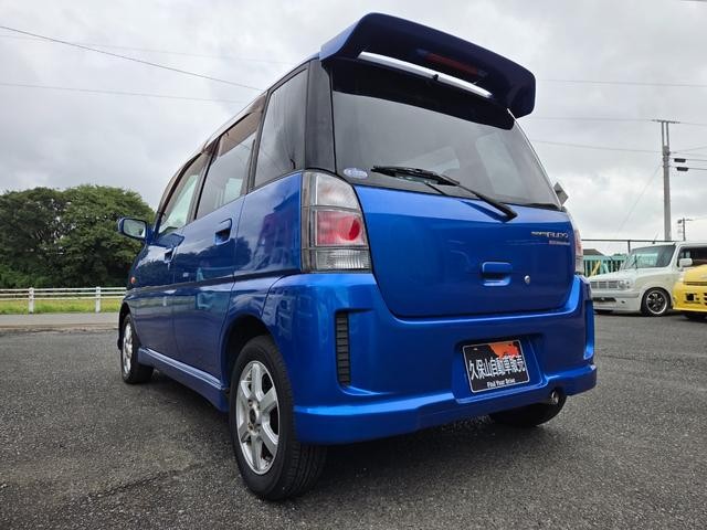 0520079A30260910W00103.jpg