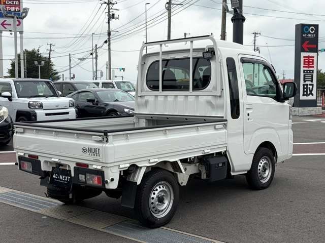 8bd1605ab70dce0740a01de0ca2279ad.jpg