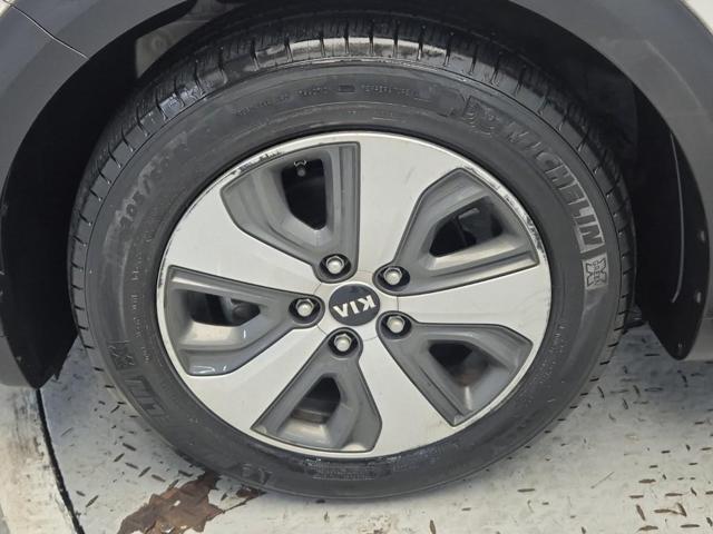 6041501751R19.jpg