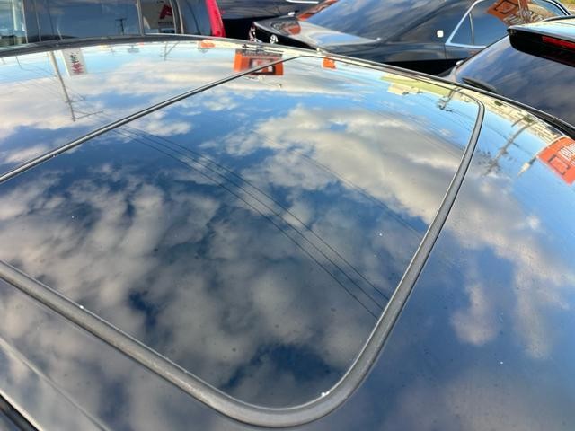 0904084A30260917W00114.jpg