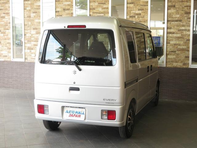 5ddc4f7335e2f91edcc9d1da2fb52803.jpg