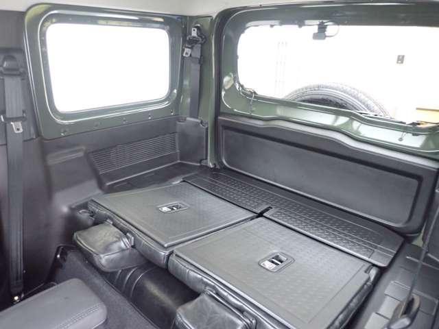 23157005_carP_l_2.jpg