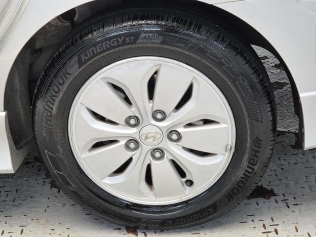 6041501908R18.jpg