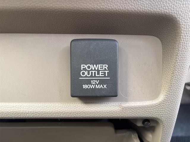 0700828A30261020W00211.jpg