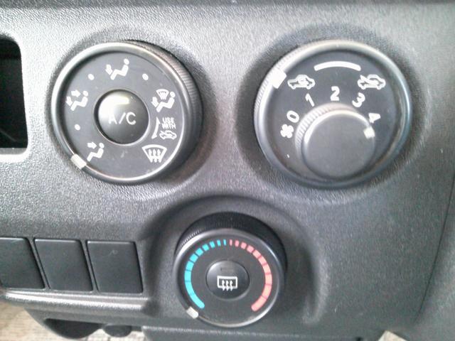 1200516A30260618W00109.jpg