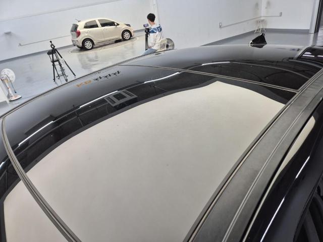6051000508R13.jpg