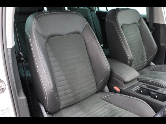 44b53189bb6bd8e628bfb22dbd0b3319.jpg
