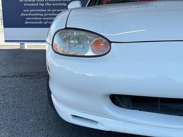 0560342A30261018W00116.jpg