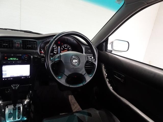 0551070A30261024W00113.jpg