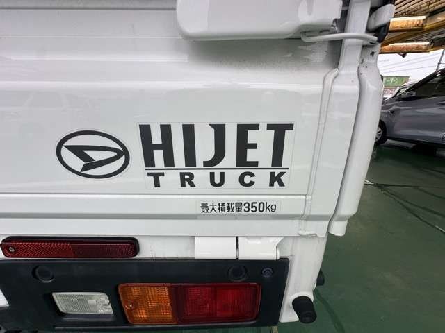 53c19a2d7b05559e6d52f59fd61541c5.jpg