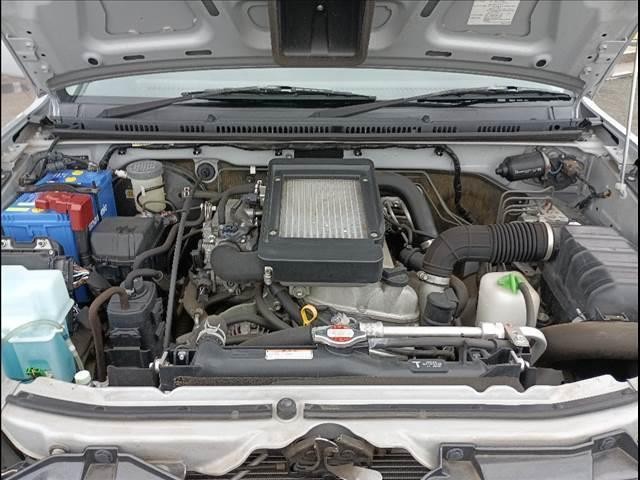 9030952A20260924D00118.jpg