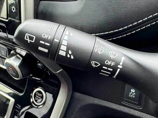 196ac13fa8f7967d2bdbf95fca988094.jpg