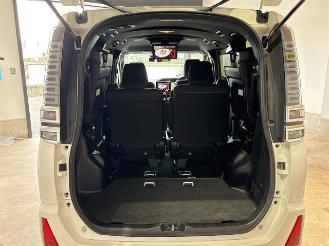 0701189A30261024W00318.jpg