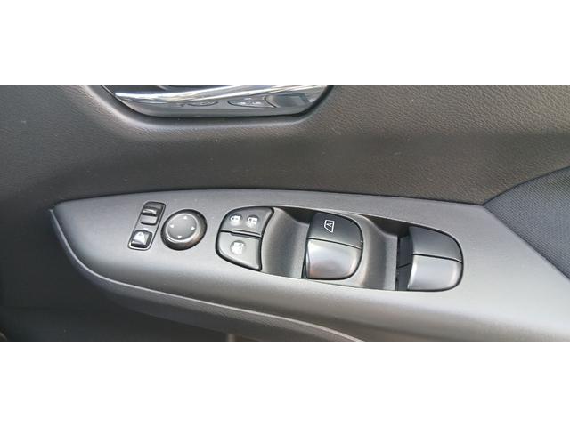 1000401A30251230W00118.jpg