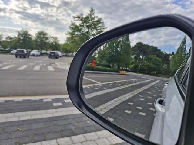 ba47eac5226b872139c3e04605976783.jpeg