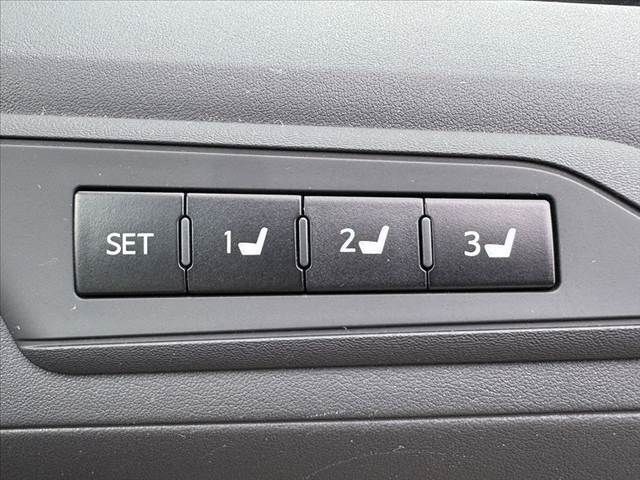42c823f1587d6495b3d48d46051f7593.jpg