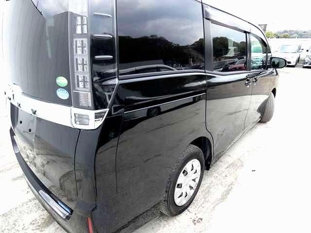 f551ede7868f1e1339e487959fcedafc.jpg