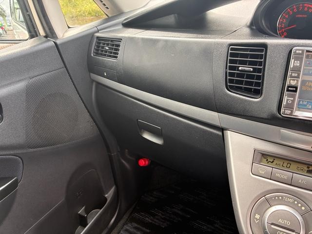 1201249A30260917W00116.jpg