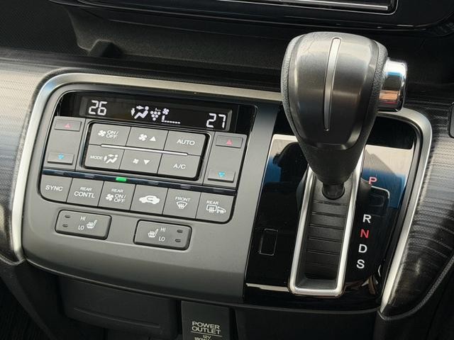 0704500A30261018W00109.jpg