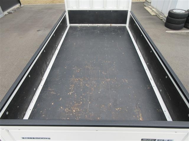 deeb18a1d7edfc32cb50be2ba24f4171.jpg