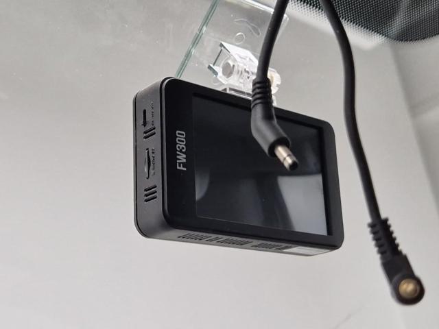 5081001513R14.jpg