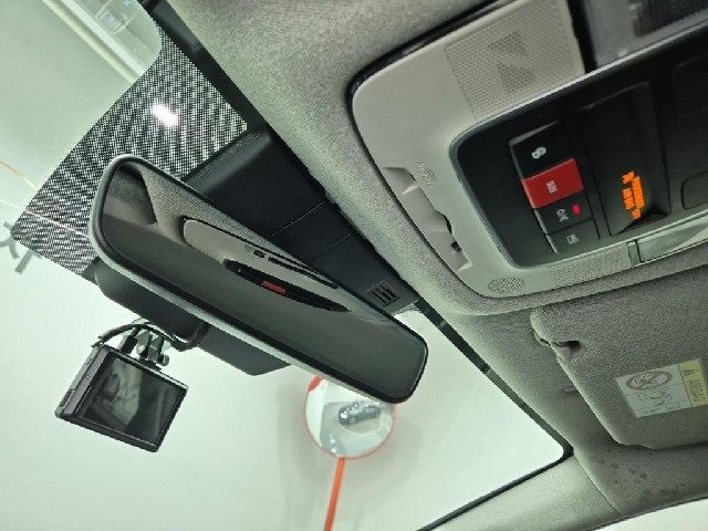 6071001849R16.jpg