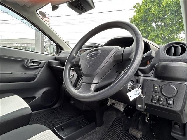 dc5822cc03d17387b4a4f6c36a1cf6e2.jpg