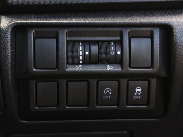 0300150A30261021W00214.jpg