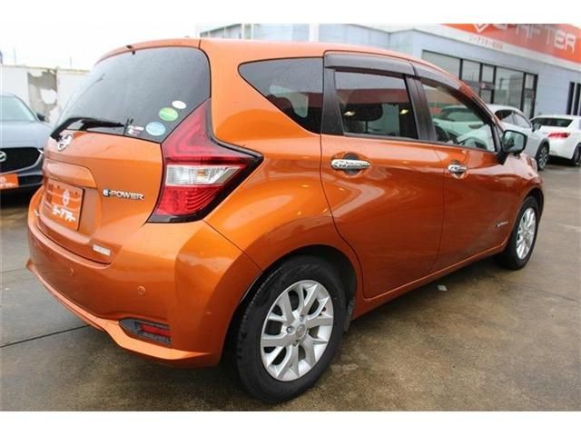 af1295938a09a557b6e8ec668c912a95.jpg