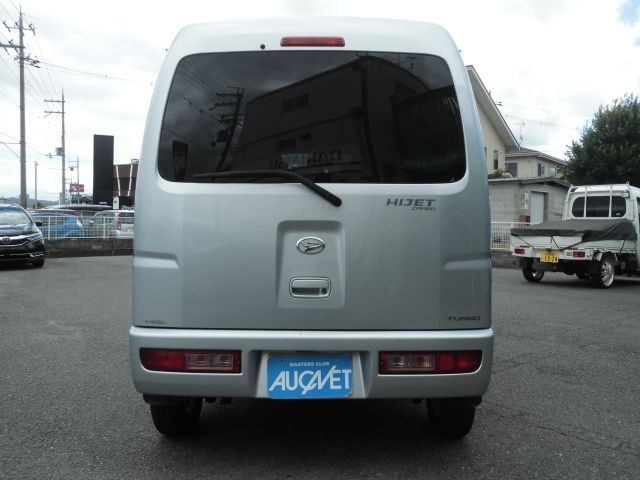 70d2965fcd7fd7cacd95fb7385762711.jpg
