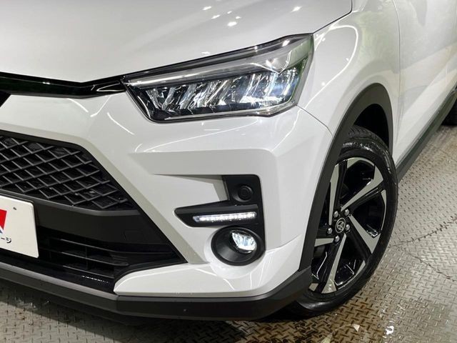 8cd1dcadcef30e7b65793606c889722e.jpg