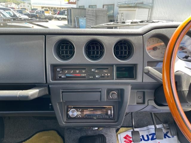 0706597A30260917W00214.jpg
