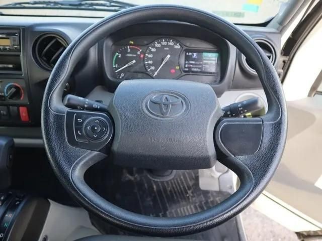 23a89e3894cdd75e9c91ad7d1dfb592a.jpg