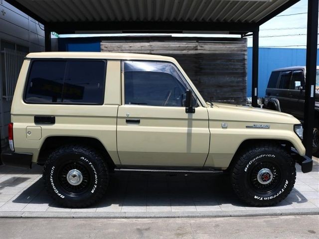 8c293eca8605cc411ea4ea93d6380d0e.jpg