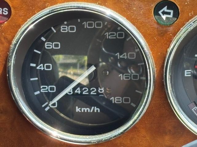 9800100A30260928W00309.jpg