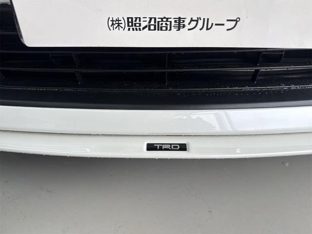 0404241A30260926W00105.jpg