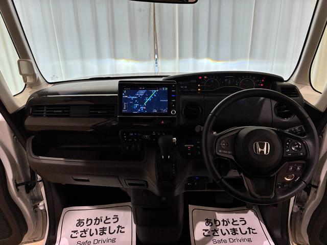 1101322A30260827W00201.jpg
