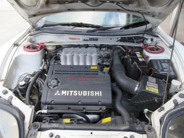 0840074A30251108W00116.jpg