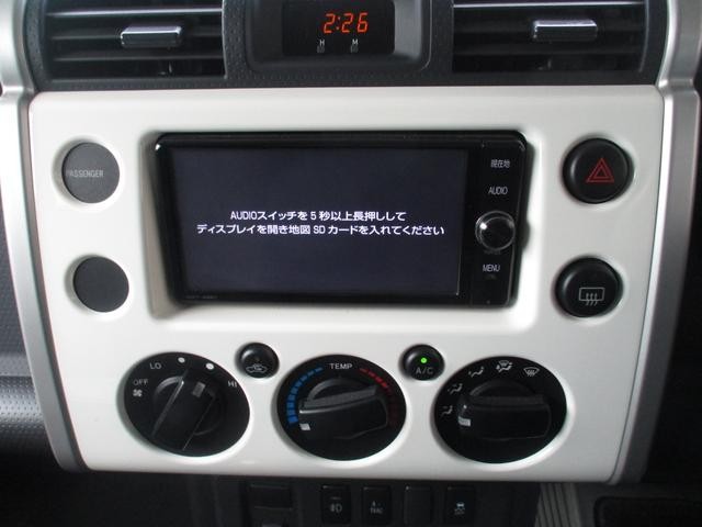 0803064A30261029W00208.jpg