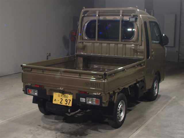 b94396b2e2862617e2df689ab4a79bd9.jpg