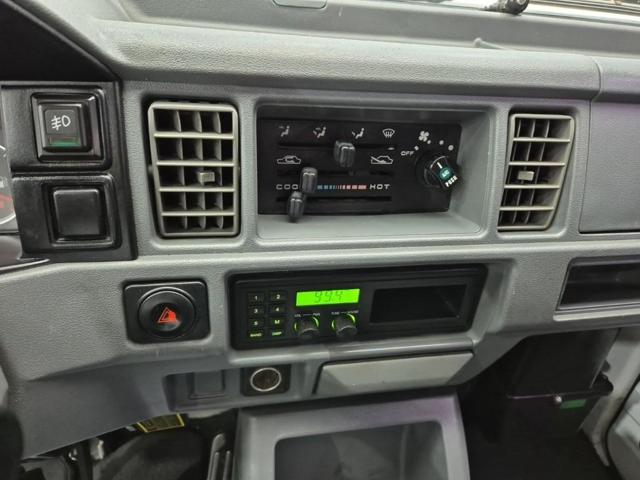 6051001488R12.jpg
