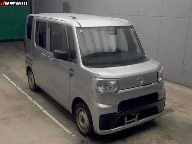 8c1057eeaba47a3425c670dffff0cdde.jpg