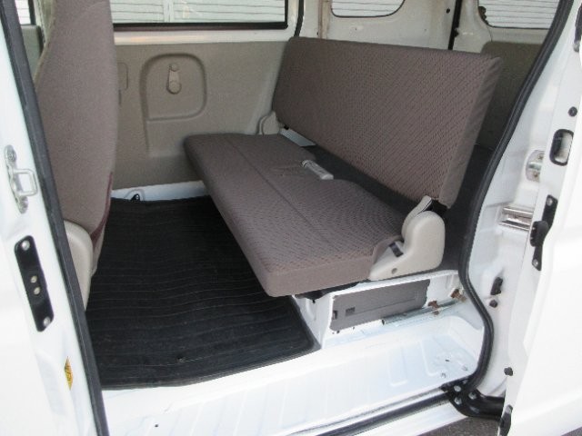 aba550d6f4dace44de6a6bdfb38345dd.jpg