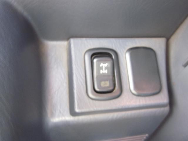 1da1a1e8531f3ade79f7d68d7d032c43.jpg