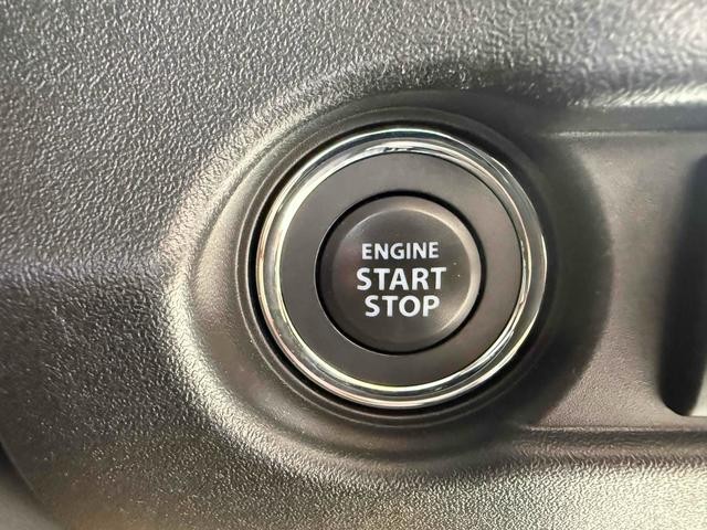 0209344A30261020W00111.jpg