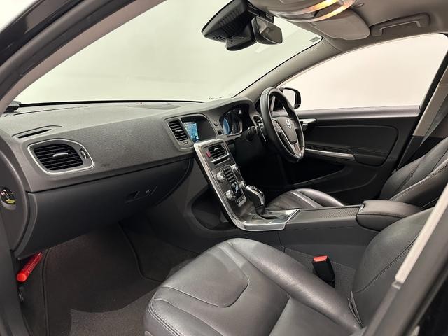 9570013A30260805W00108.jpg