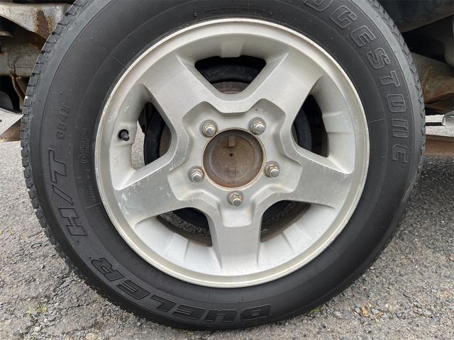 0900885A30260619W00113.jpg