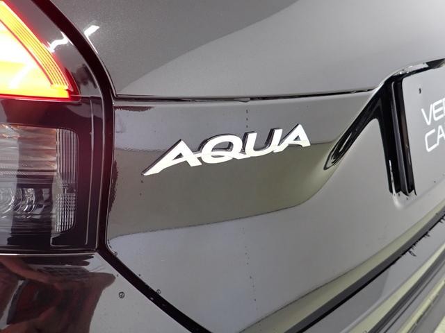 0509002A30261009W00519.jpg
