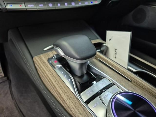6021501647R8.jpg