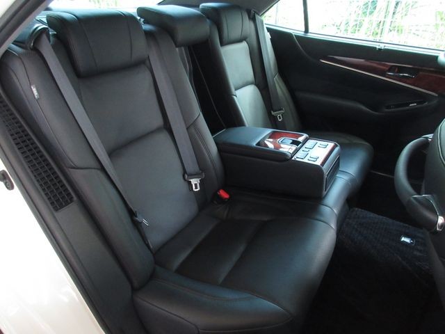 fbd244136e7128ad4ab03feab979e9b9.jpg